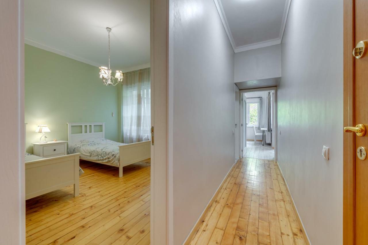 Central Apartment София Экстерьер фото